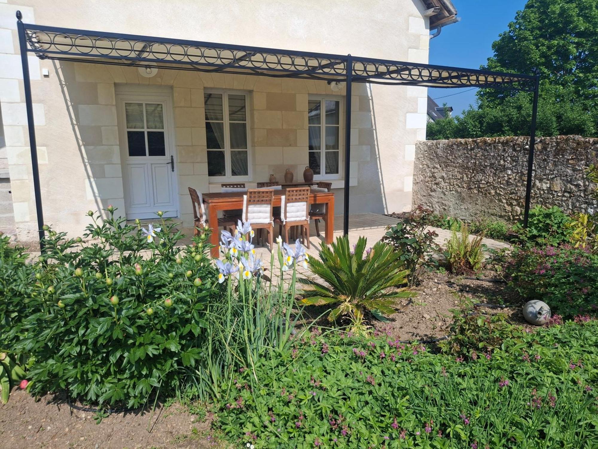 Les Jarrieres Bed & Breakfast Dame-Marie-les-Bois Ngoại thất bức ảnh